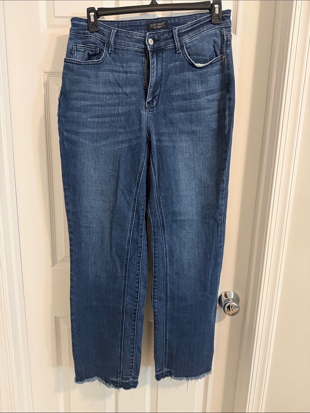 Judy Blue Medium Wash Straight-Leg Jeans